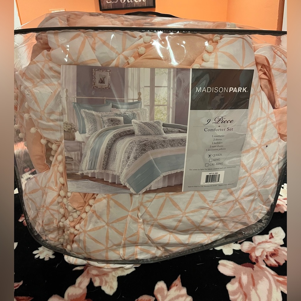 Madison Park Coral And White 6 Piece Comforter Set